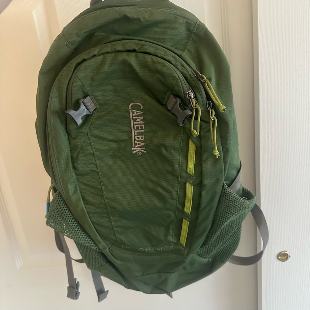 CamelBak Cloud Walker Hydration Backpack
